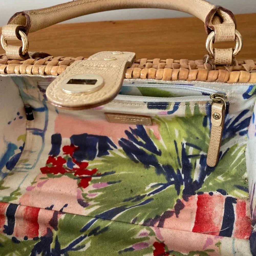 Kate Spade wicker handbag. - Picture 5 of 8